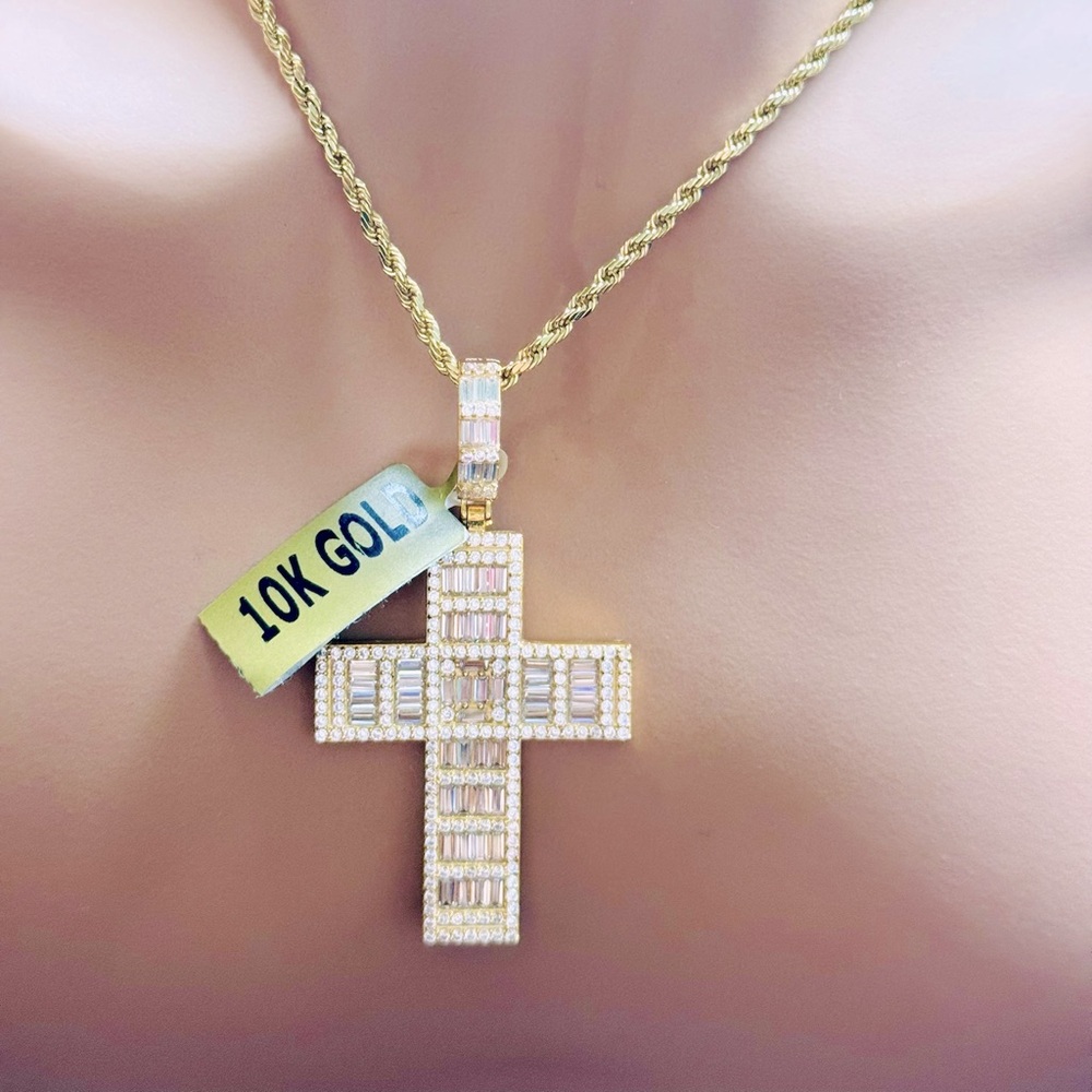 10k Gold Cross, Genuine VVS Swarovski Crystals, Free Appraisal Best Gift for men